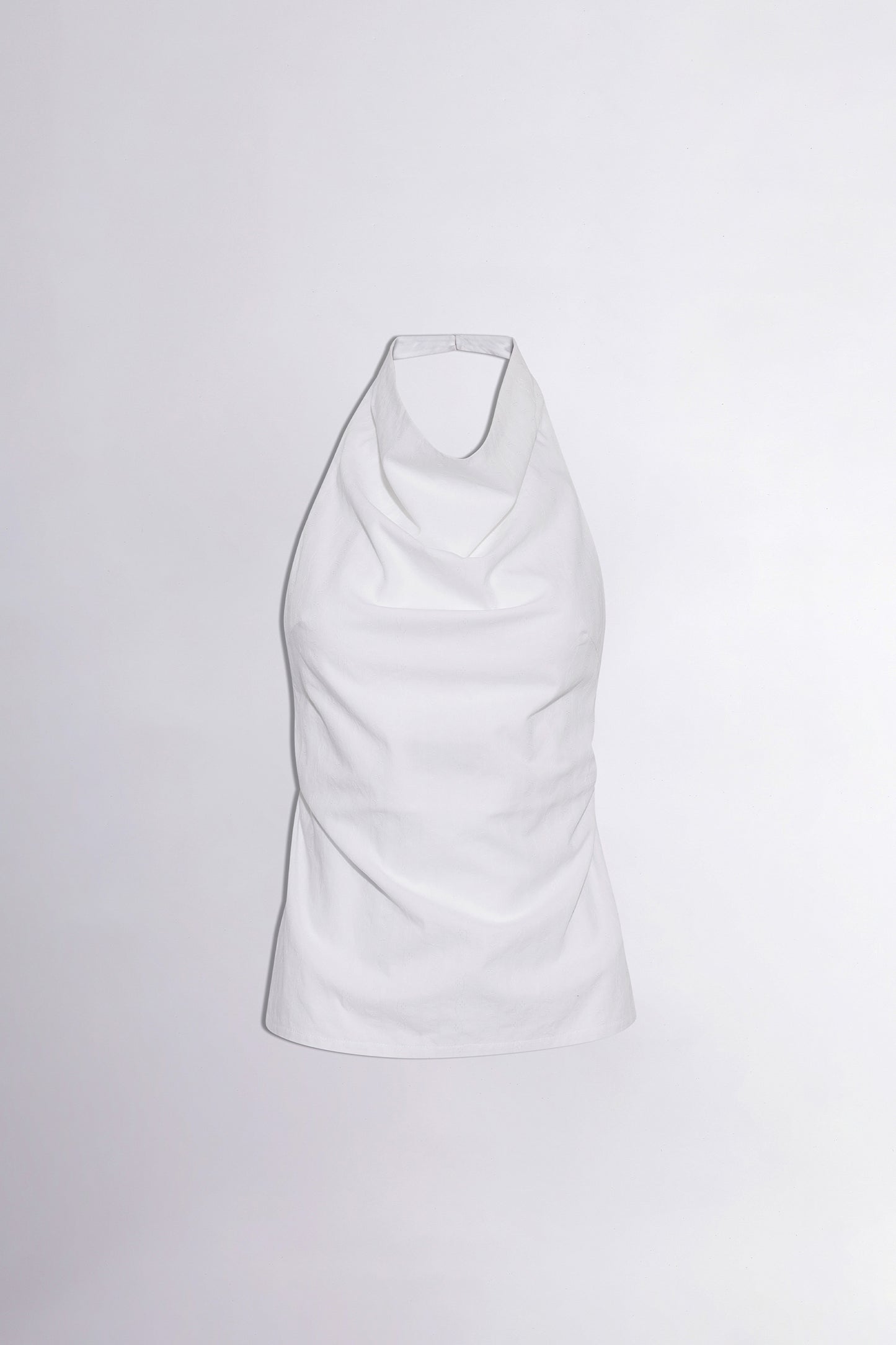 [SCULPTOR®]   Drape Backless Halter Top (2 color)