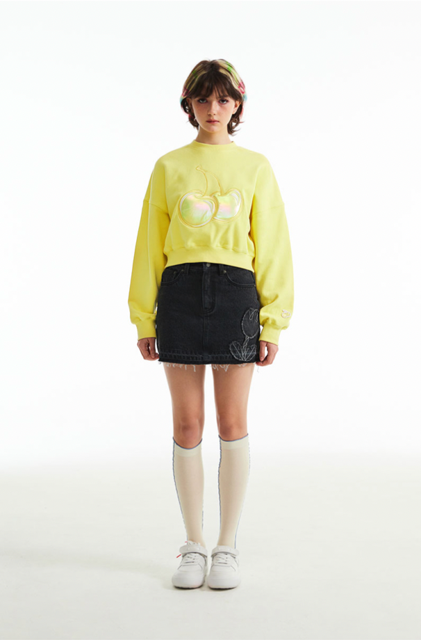 [KIRSH®] BIG CHERRY HOLOGRAM CROP SWEATSHIRT (3 color)