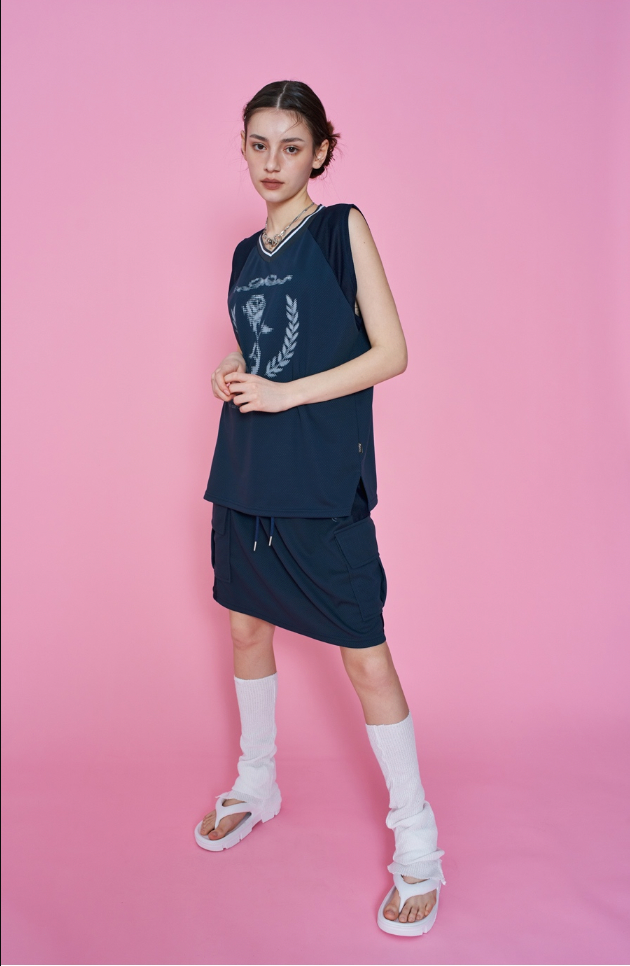 [𝐅𝐚𝐧𝐜𝐲 𝐜𝐥𝐮𝐛©] TRIKOT SLEEVELESS TEE (2 color)