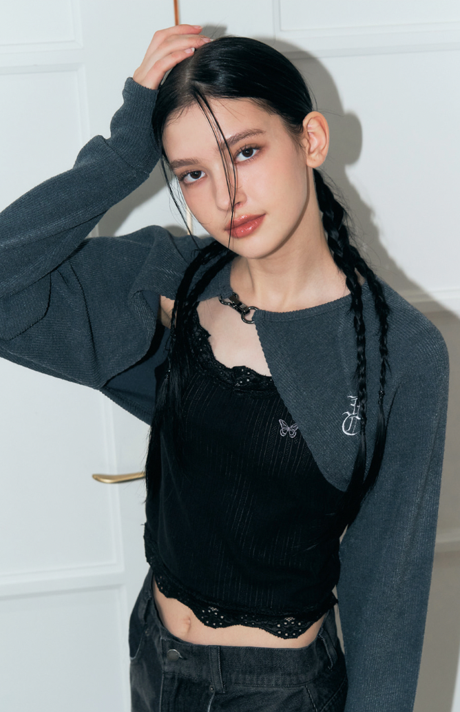 [𝐅𝐚𝐧𝐜𝐲 𝐜𝐥𝐮𝐛©] N.A.V BUCKLE BOLERO CARDIGAN (2 color)