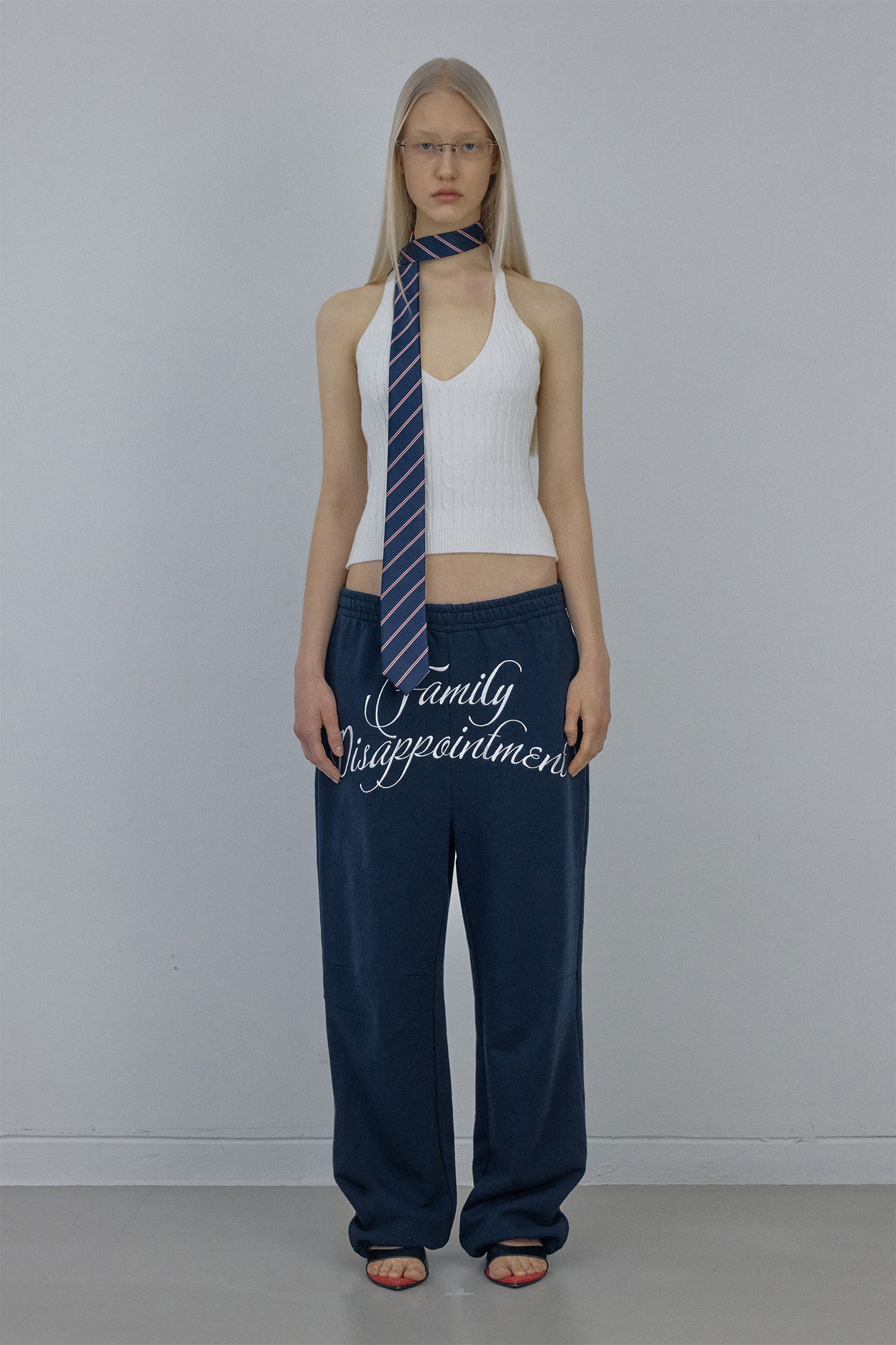 [SCULPTOR®] Knitted Cable Halter Top (3 color)