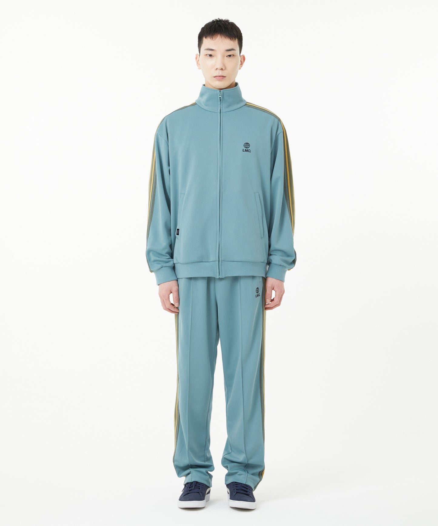 [LMC.] SIDE STRIPED JERSEY TRACK PANTS (2 color)