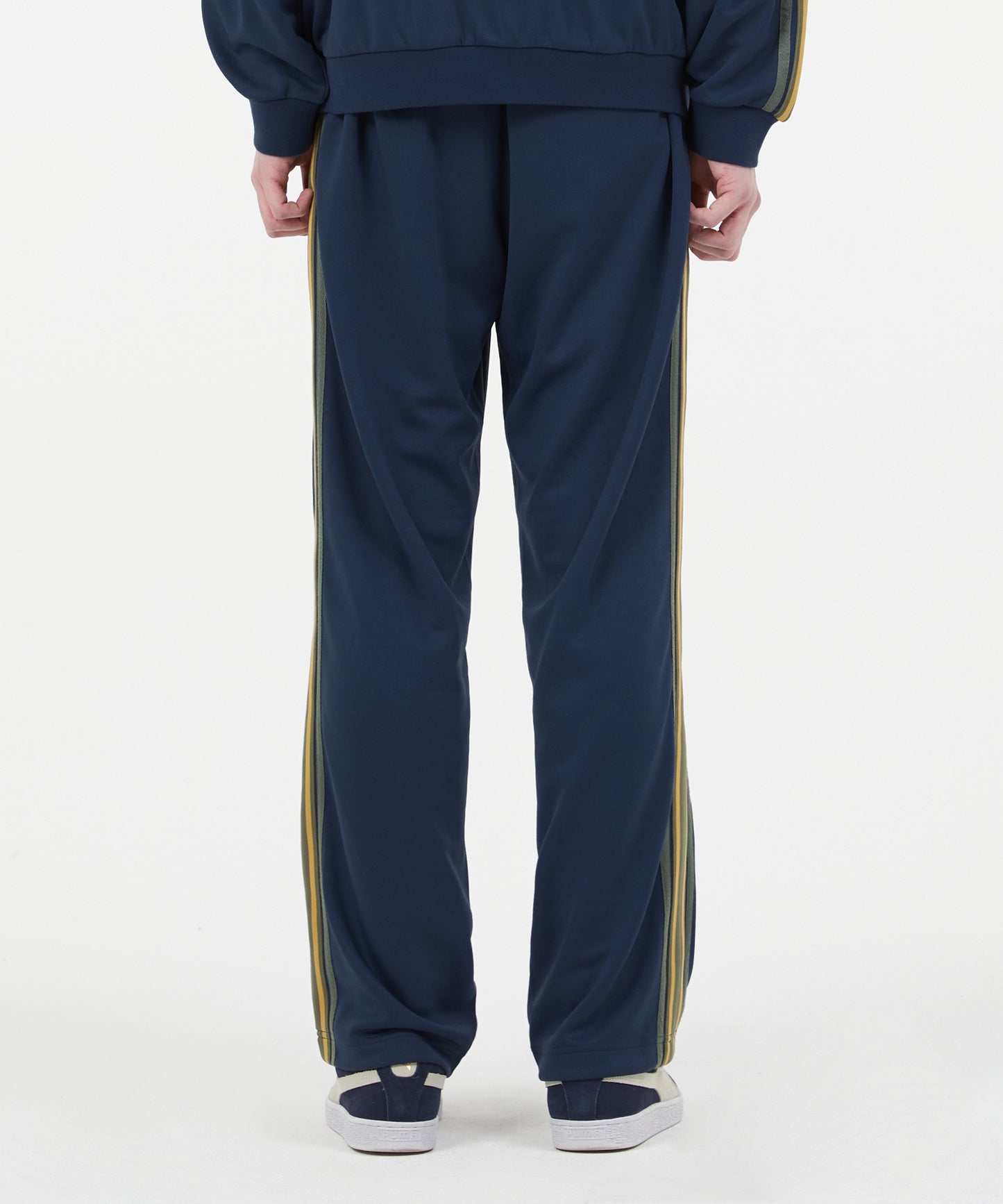 [LMC.] SIDE STRIPED JERSEY TRACK PANTS (2 color)