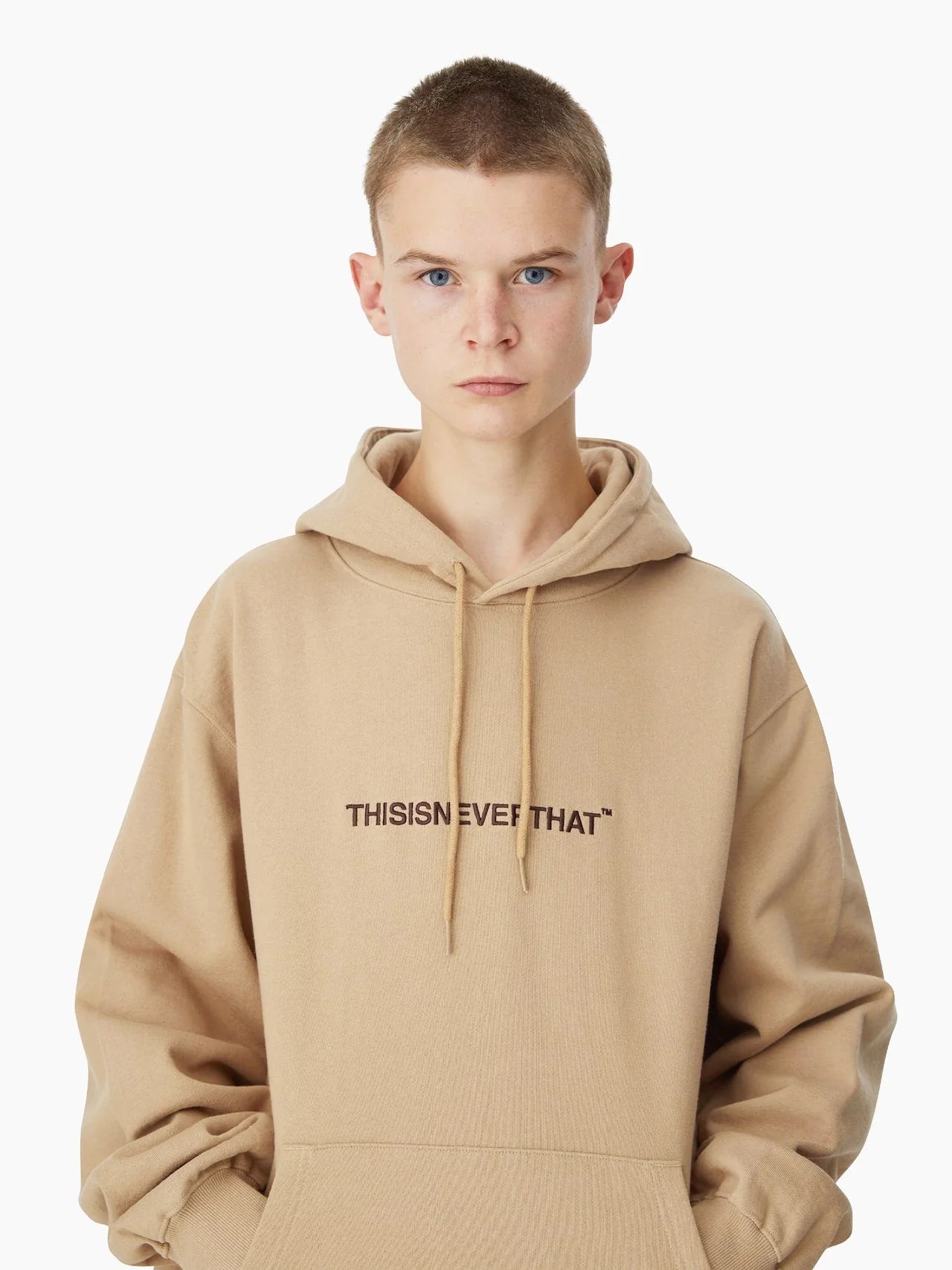 [thisisneverthat®] CPT-Logo Hoodie (2 color)