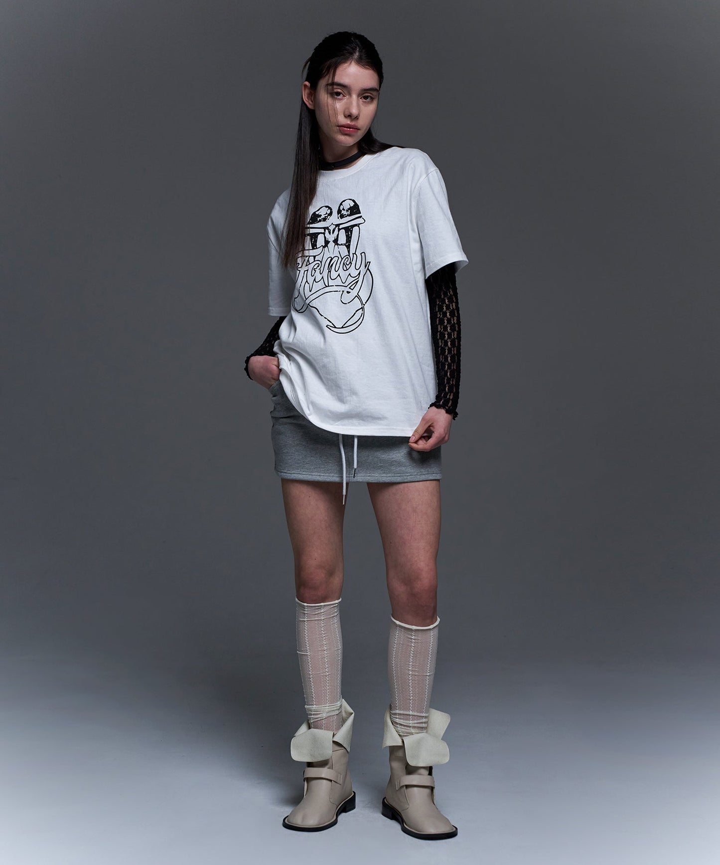 [𝐅𝐚𝐧𝐜𝐲 𝐜𝐥𝐮𝐛©] LETTERING SWEAT PANTS SKIRT (2 color)