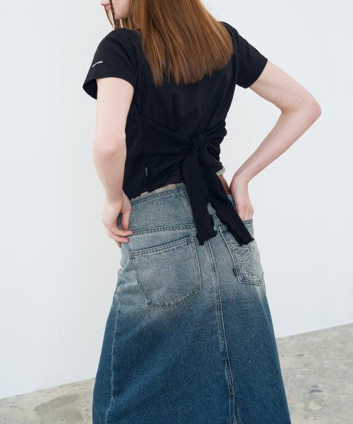 [𝐅𝐚𝐧𝐜𝐲 𝐜𝐥𝐮𝐛©] HEATH DENIM LONG SKIRT (2 color)