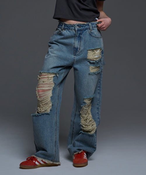 [𝐅𝐚𝐧𝐜𝐲 𝐜𝐥𝐮𝐛©] DESTROYED WIDE DENIM PANTS (2 color)